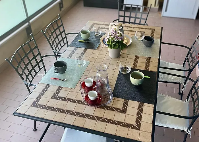 Appartamento Sunset Escape, Relax A Due Passi Dal Mare Con Terrazza E Aria Condizionata *