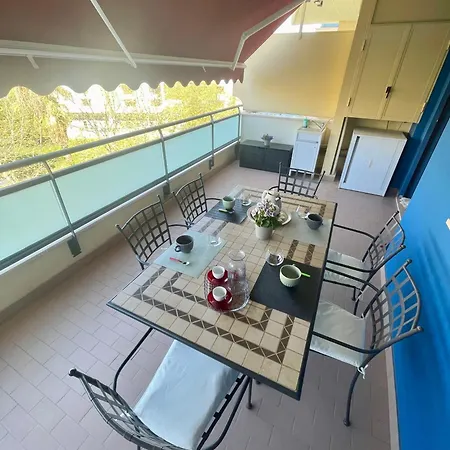 Lägenhet Sunset Escape, Relax A Due Passi Dal Mare Con Terrazza E Aria Condizionata *