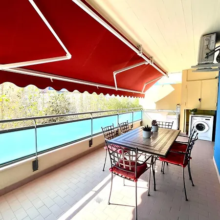 Sunset Escape, Relax A Due Passi Dal Mare Con Terrazza E Aria Condizionata Apartment *