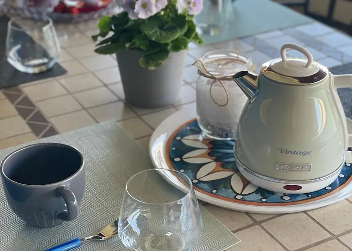 Sunset Escape, Relax A Due Passi Dal Mare Con Terrazza E Aria Condizionata Апартаменты *